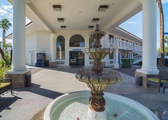 6 Chandler Prado del Sol