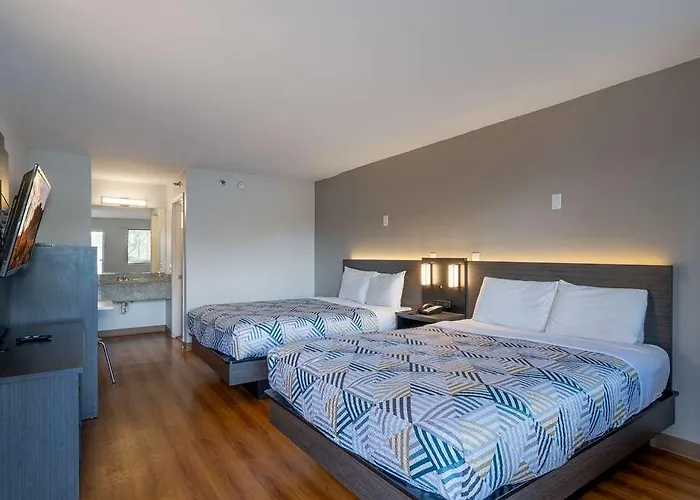 6 Chandler Prado del Sol